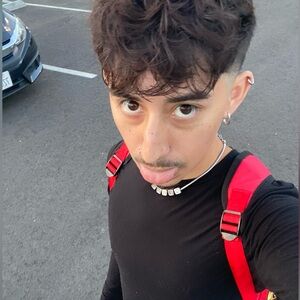 Meet your Posher, Clemente